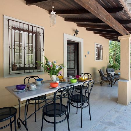 Villa Lofos Kassiopi Exterior photo