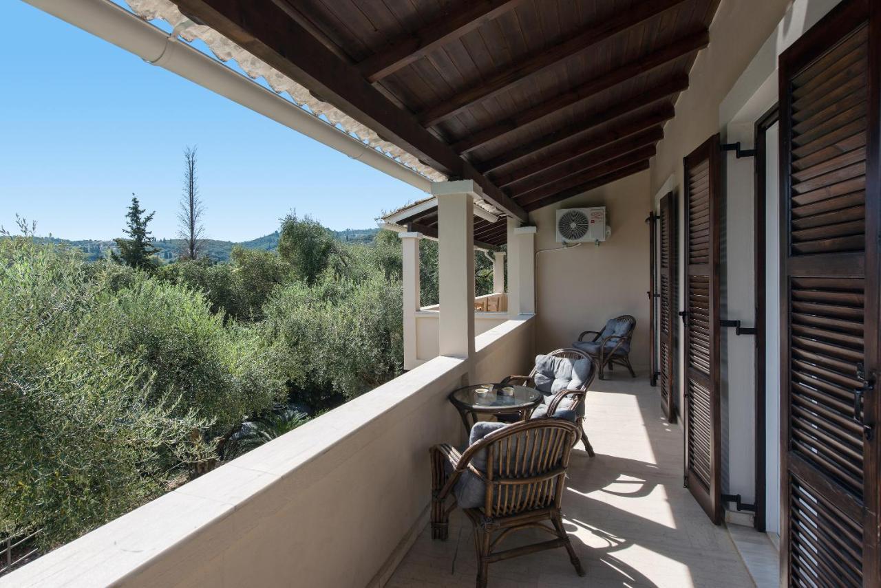 Villa Lofos Kassiopi Exterior photo