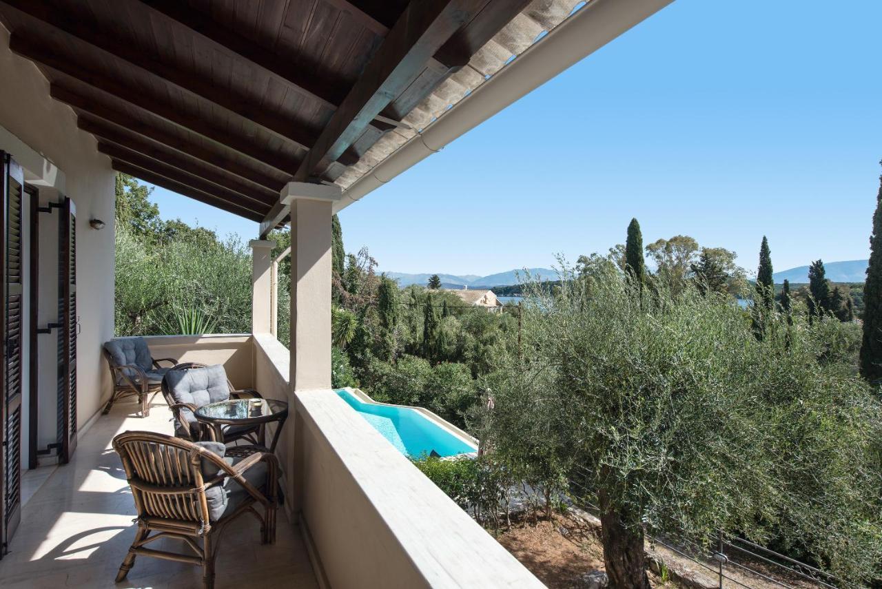 Villa Lofos Kassiopi Exterior photo
