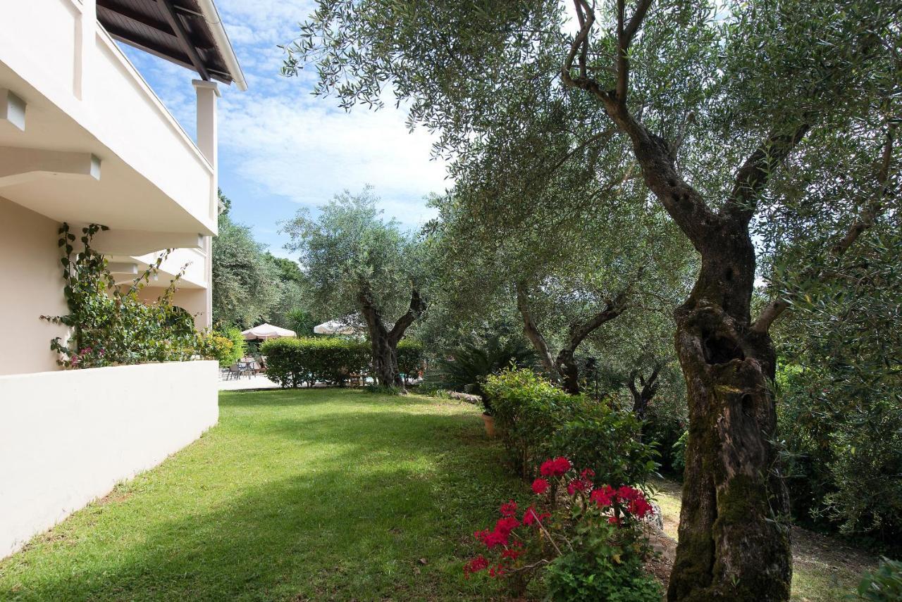Villa Lofos Kassiopi Exterior photo